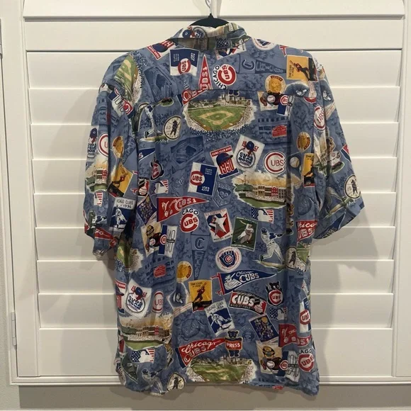 Reyn Spooner Blue Casual Button Down Shirt with Sports Print Chicago Cubs - Picture 4 of 6
